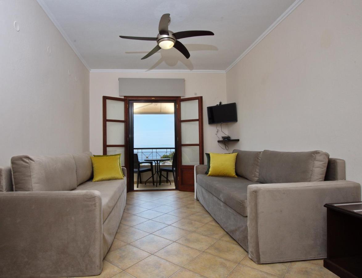 Elpida Apartments Vóci Kültér fotó